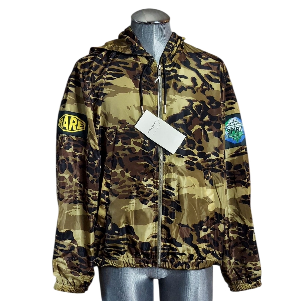Givenchy | NWT Camo Cheetah Jacket | Khaki | Full Zip | Windbreaker | Rare - Picture 1 of 16